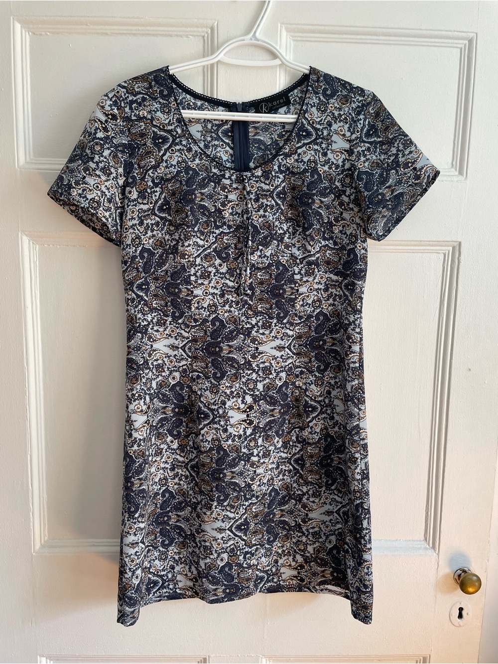 Karel | Vintage 70s Navy, Cream and Blue Paisley Short Sleeve Shift Dress